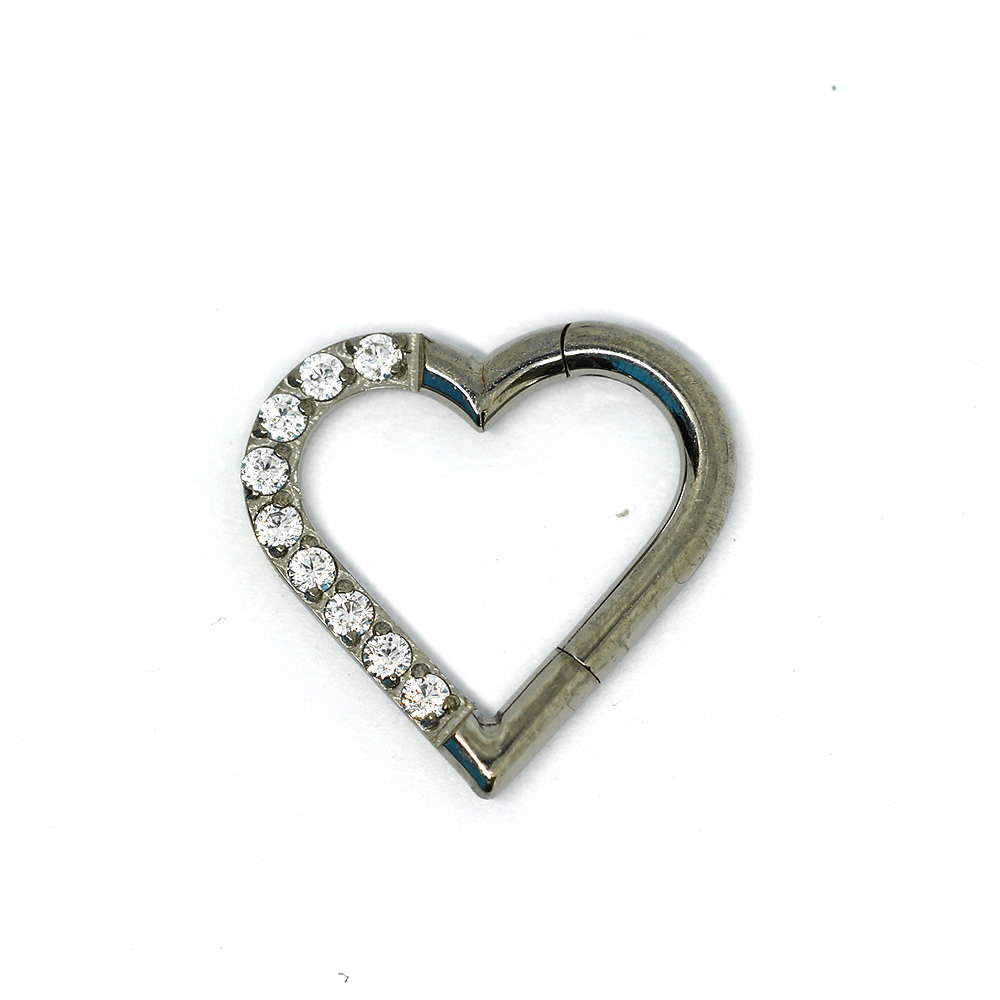 ASTM F136 Titanium G23 Cubic Zirconia Pave Face Heart Shape Hinged Segment Ring Clicker