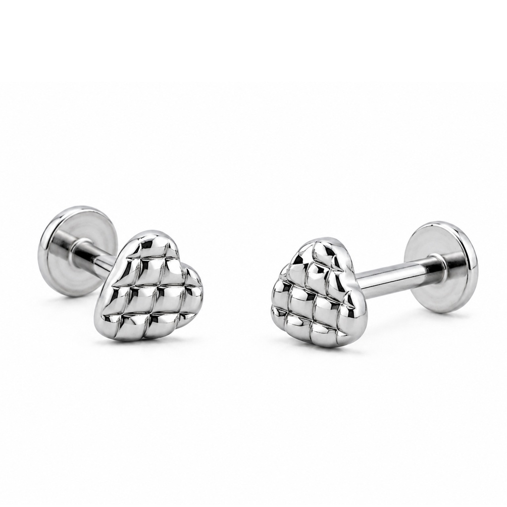 Steel 316L Internally Labret with Diamond Embossed Heart Top - Labret base 4mm